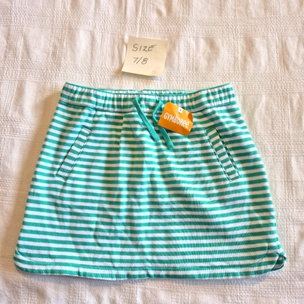 Gymboree girls size 7/8 or Medium green & white striped skirt, 2 front pockets